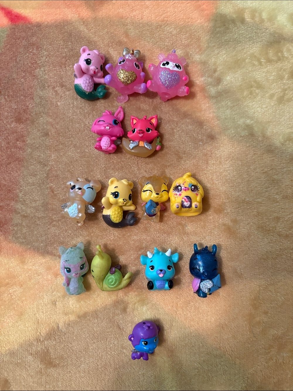 Hatchimals Colorful Small Pets Mini Figurine Toy Set - Pink, Yellow, Green, Blue